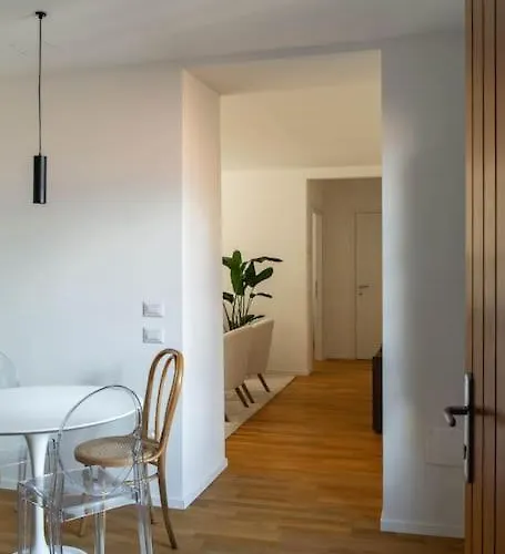 Διαμέρισμα La *