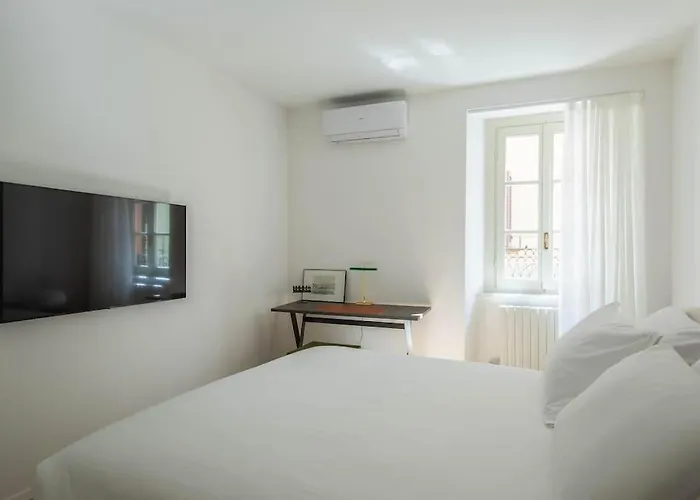 La Apartman *